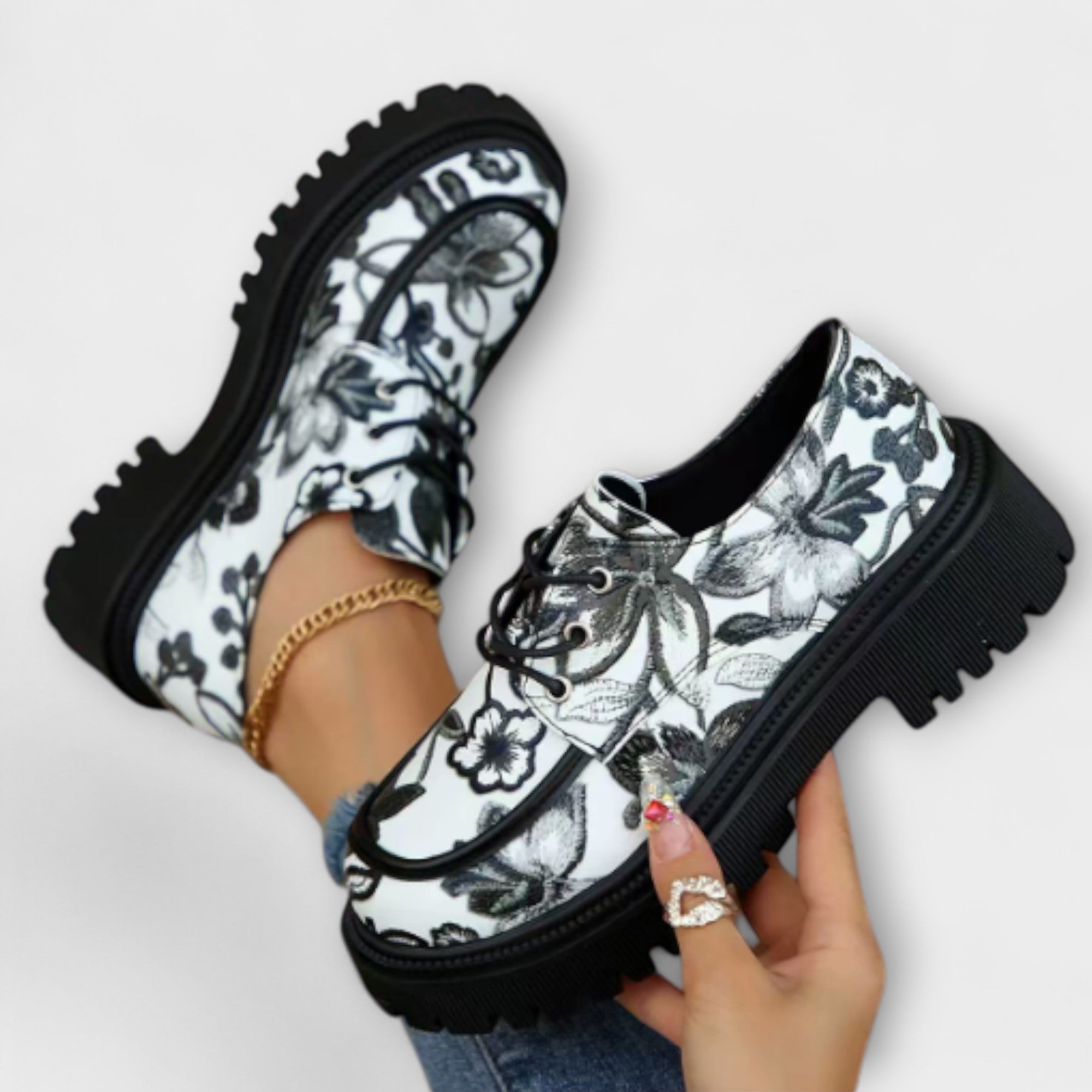 Stylové klasické retro mokasíny Sandra — pohled 3