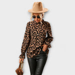 Halenka Queila s leopardím vzorem — pohled 2
