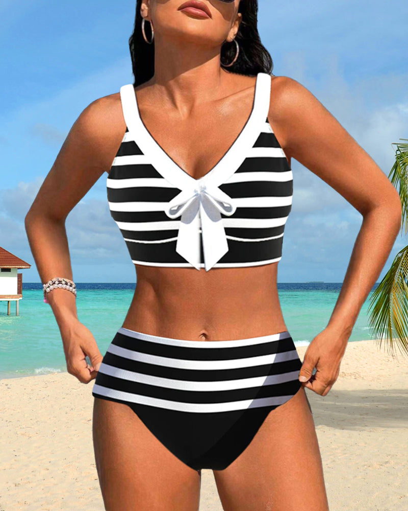 Pruhované bikiny Laluna® s vysokým pasem — pohled 2