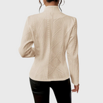 Kabát Hayley s elegantními detaily — pohled 7