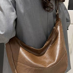 Kabelka Clementine Sling Sleek — pohled 3
