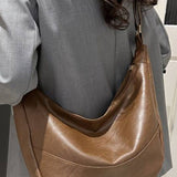 Kabelka Clementine Sling Sleek — pohled 3