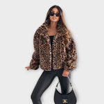 Kabát Piper s leopardím vzorem — pohled 2
