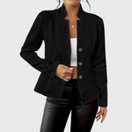 Kabát Hayley s elegantními detaily — pohled 5