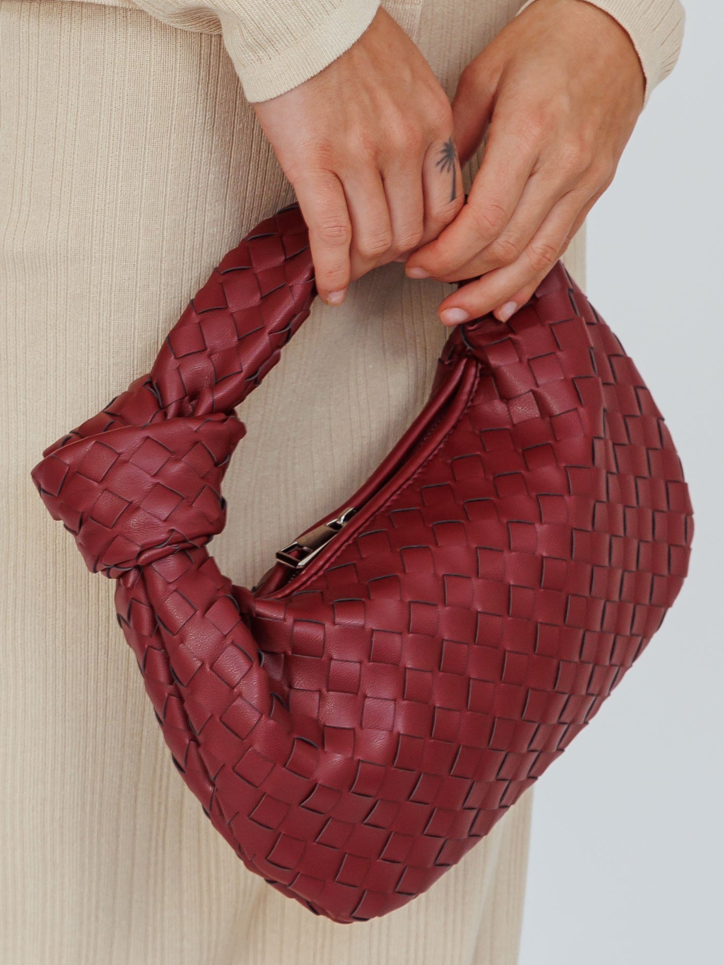 Kabelka Marigold Braided s krátkým uchem — pohled 14