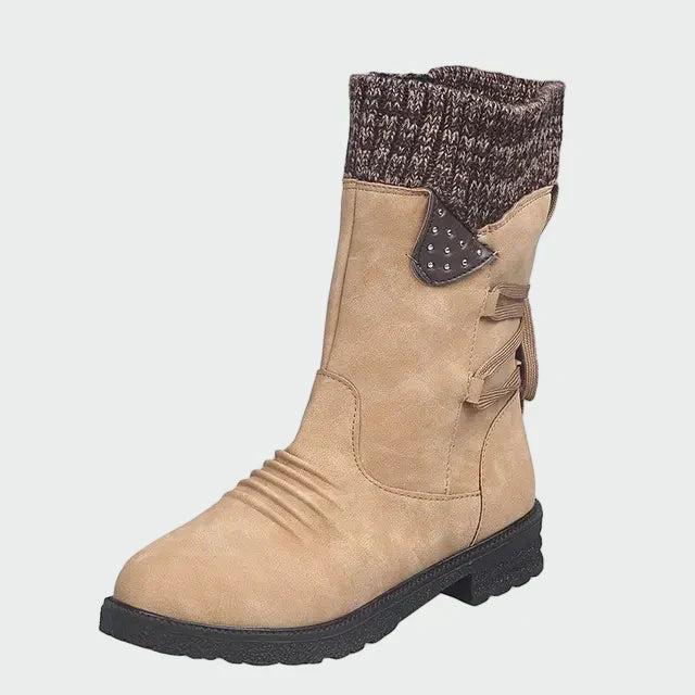 Elegantní semišové kotníkové boty — pohled 3