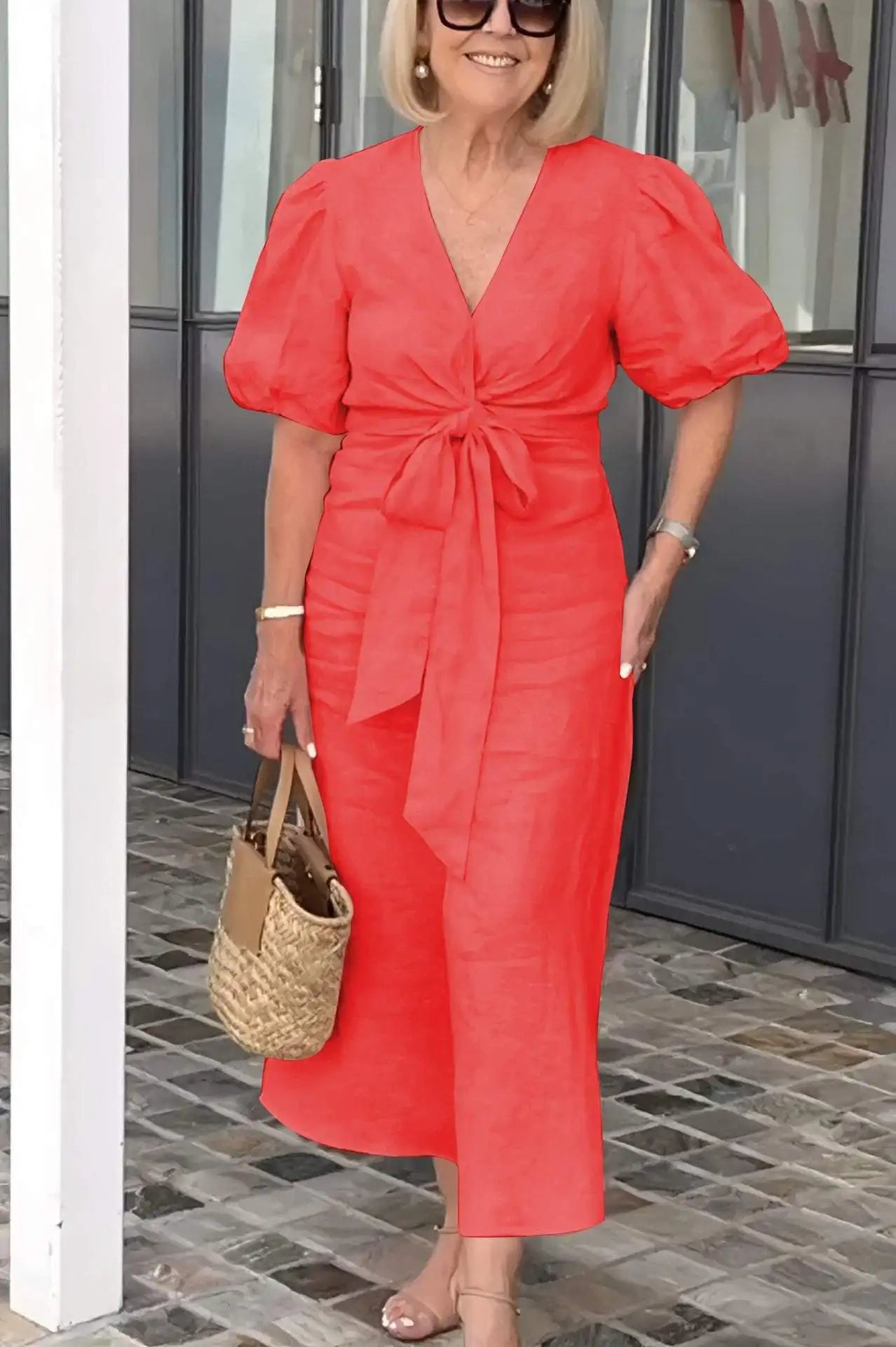Elegantní midi šaty LYNORA s výstřihem do V