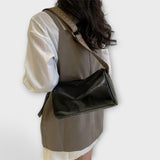 Vintage crossbody kabelka Xylo — pohled 6