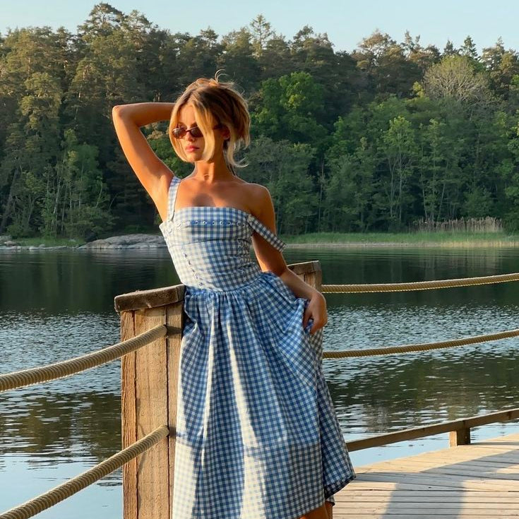 Letní šaty Ariana na ramínka bez rukávů v midi délce