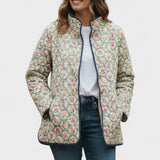 Prošívaná bunda Traudel™ s růžemi v šalvějové barvě — pohled 2
